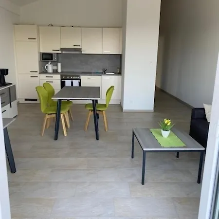 17 Apartment *